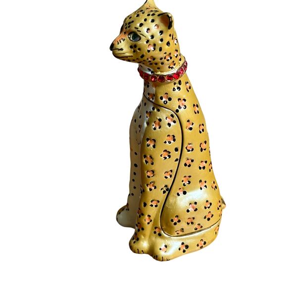 Jaguar Jeweled Magnetic Metal Enamel Crystals Trinket Box - Picture 3 of 7